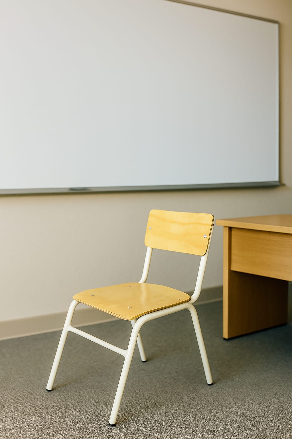 SILLA DE MAESTRO TRIPLAY